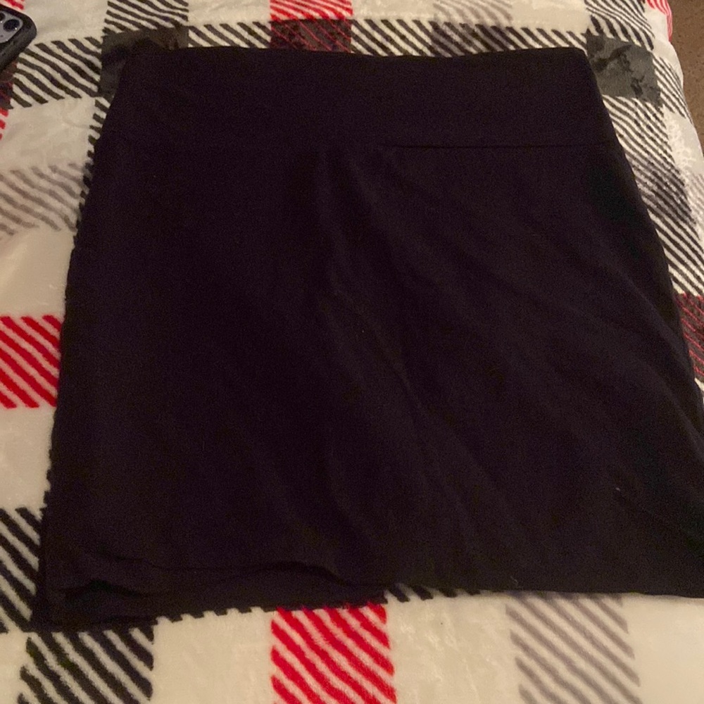 Black pencil skirt